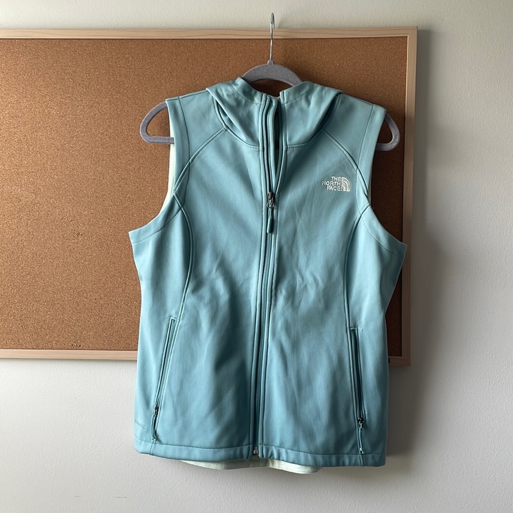 Women’s North Face Hooded Vest
